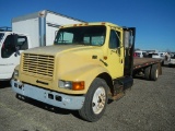 1995 INTERNATIONAL 4900 FLATBED TRUCK, 505,042 MILES  IH DT466 DIESEL, 5 SP