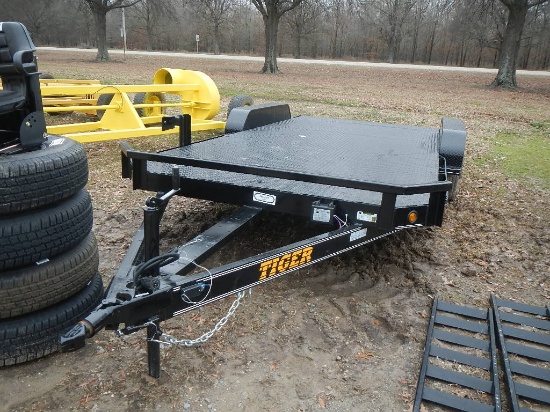 2018 TIGER UTILITY TRAILER,  TANDEM AXLE, ELECTRIC BRAKES, SLIDE IN RAMPS,