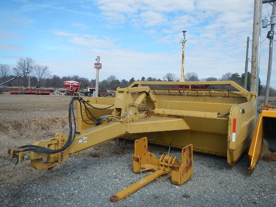 IMC GE1814 DIRT PAN,  EQUIPPED WITH TRIMBLE LASER POST S# 09