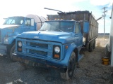 CHEVROLET C50 STRAIGHT GRAIN TRUCK,  V8 GAS, 4+2 SPEED, SINGLE AXLE WITH TA