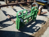 JOHN DEERE QUICK ATTACH PALLET FORKS