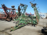 JOHN DEERE 960 28FT FIELD CULTIVATOR  S-TINE, HYD FOLD