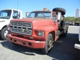 1982 FORD F600 WINCH TRUCK,  370 V8 GAS, 5+2 SPEED, 9' STEEL BED, PTO DRIVE
