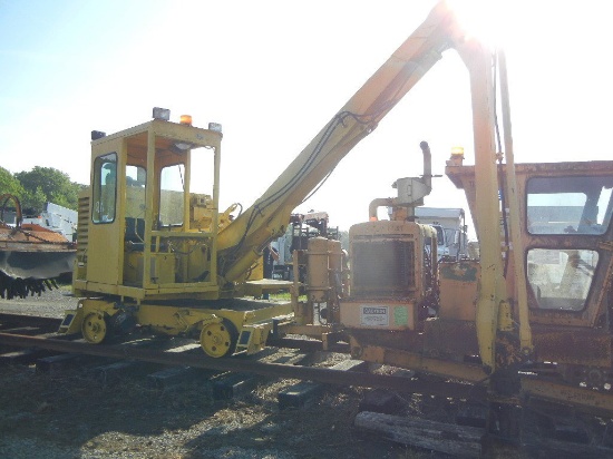 RTW 2181 TIE CRANE,  DETROIT DIESEL LOAD OUT FEE: $150.00