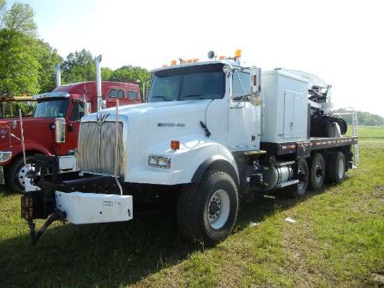 2001 WESTERN STAR BRANDT ROAD RAILER MATERIAL HANDLER TRUCK, 328,248+ mi, 9