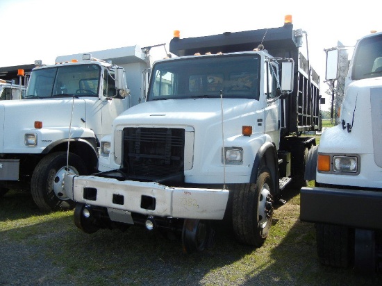 2003 FREIGHTLINER ROTARY DUMP TRUCK,  AT, PS, AC, HYRAIL, 14' BED