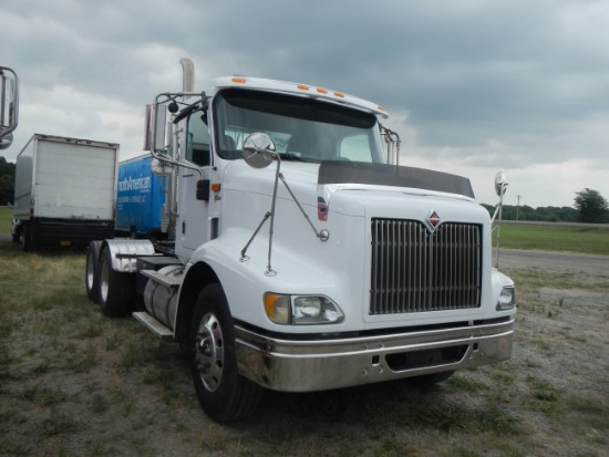 2005 INTERNATIONAL 9200I TRUCK TRACTOR, 373,000+ MILES,  CATERPILLAR C13 DI