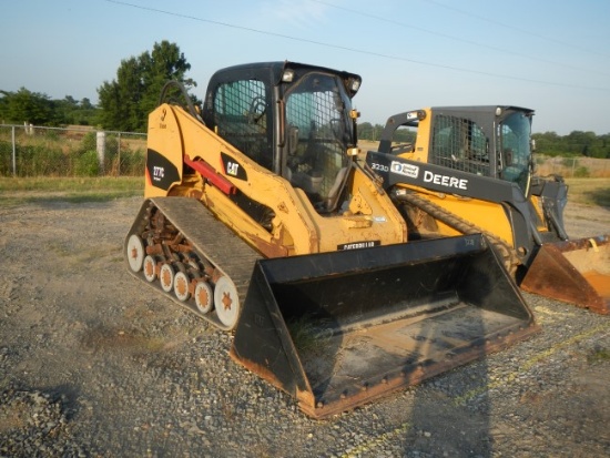 2008 CATERPILLAR 277C RUBBER TRACK SKID STEER, meter shows 5577 hrs,  CAB,