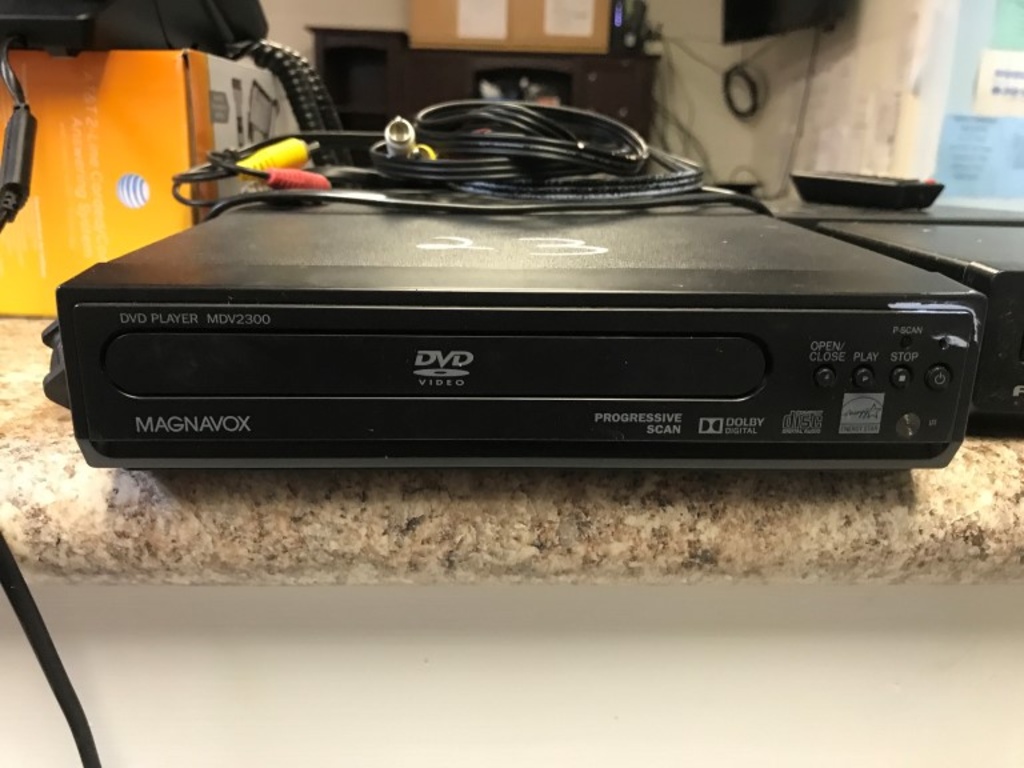 Magnavox MDV 2300 DVD Player -23 | Industrial Machinery & Equipment  Business Liquidations Schools & Daycare | Online Auctions | Proxibid