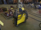 ESAB MIG 320 WELDER  WITH 304 WIRE FEED S# 9171058092, 0030480059