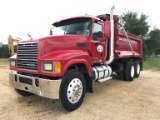 2009 MACK CHU613 DUMP TRUCK, 61,970 mi,  MACK MP8-425E DIESEL, MACK 13 SPEE