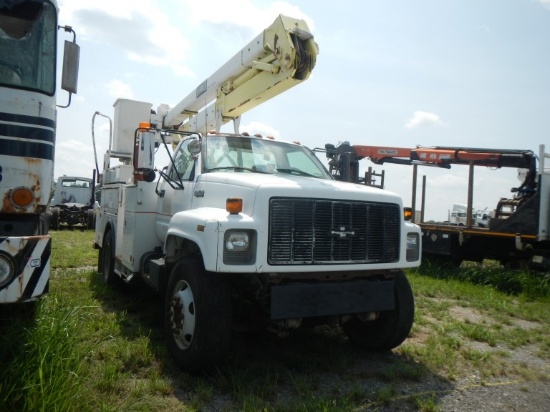 1999 CHEVROLET TOP KICK BUCKET SERVICE TRUCK, 96K mi on meter,  CAT DIESEL,