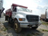 2001 FORD DUMP TRUCK,  CAT DIESEL, 7 SPEED, PS, AC, SINGLE AXLE, HEIL 10' B