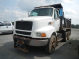 1998 FORD LOUISVILLE DUMP TRUCK,  CATERPILLAR 3306 DIESEL, 10 SPEED, PS, AC