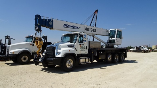 2013 FREIGHTLINER 114SD TRUCK CRANE, 25,960+ mi,  DETROIT DD13 430-HP DIESE
