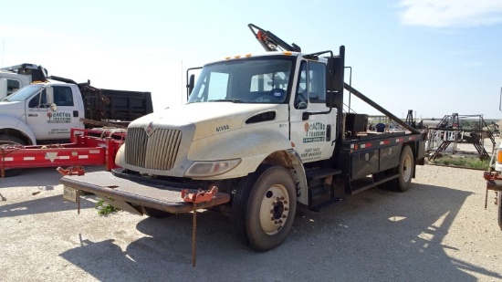 2013 INTERNATIONAL 4300 DURASTAR GIN POLE TRUCK, 122,150+ mi, 4,309+ hrs,