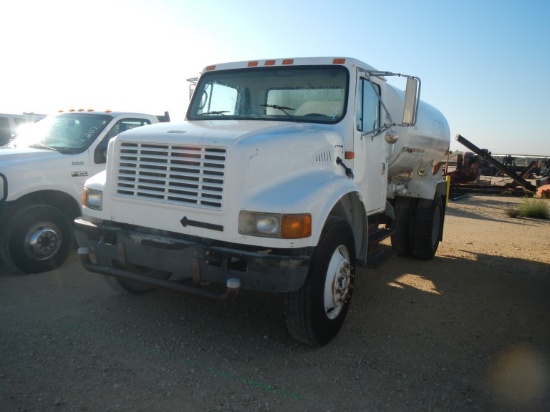 2000 INTERNATIONAL 4700 WATER TRUCK, 7,793 MILES  IH DIESEL ENGINE, 6 SPEED