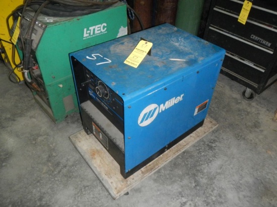 MILLER DIALARC 250 AC/DC WELDER, all items are being offered as-is where-is