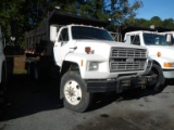 1993 FORD FT900 DUMP TRUCK, 177,286+ MILES  FORD DIESEL, AT, PS, TWIN SCREW