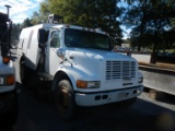 1994 INTERNATIONAL/APPLEX 4700/7000 REGENERATIVE AIR SWEEPER TRUCK, 5314 HR