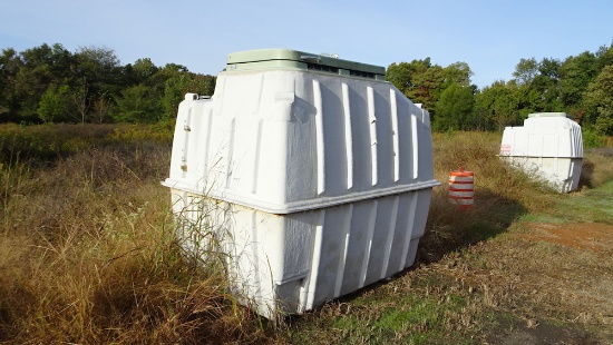 LIFEPOD 10 PERSON FIBERGLASS STORM SHELTER – SLIGHT LEAK