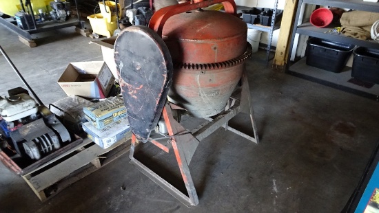 ELECTRIC CONCRETE MIXER