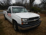 2005 CHEVROLET SILVERADO PICKUP TRUCK,  V8 GAS, AT, PS, AC, LADDER RACK, (2