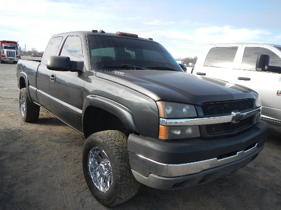 2003 CHEVROLET 2500 PICKUP TRUCK,  EXTENDED CAB, DURAMAX D1ESEL, AUTOMATIC,
