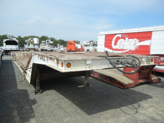 2000 TRAILEZE DHT7053 WS HYDRAULIC DOVETAIL LOWBOY TRAILER,  20' WELL, DRIV