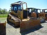 CATERPILLAR D5M  LGP CRAWLER DOZER, 9103 hrs,  CAB, AC, 6 WAY BLADE S# 6AS0