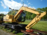 JOHN DEERE TCM-120C RAIL EXCAVATOR,  WITH SIEB SE30-C MAGNET (S# 10383R) S#