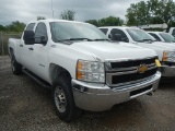 2014 CHEVY 2500 HD PICKUP, 235,898,  V8 GAS, AUTO, PS, AC, 4X4, CREW CAB, S