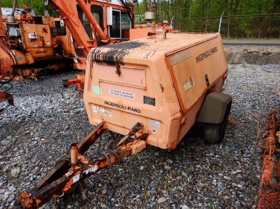 1994 INGERSOLL-RAND P175WD PORTABLE AIR COMPRESSOR,  DEUTZ DIESEL LOAD OUT