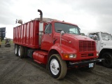 1994 INTERNATIONAL GRAIN TRUCK,  CUMMINS DIESEL, EATON 10 SPEED, TANDEM AXL