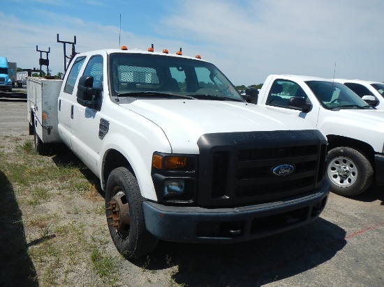2008 FORD F350 TRUCK,  CREW CAB, V10 GAS, AUTOMATIC, PS, AC, KNAPHEIDE BED