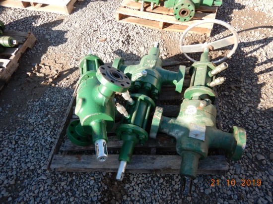 (3) HYDRAULIC 10K VALVES