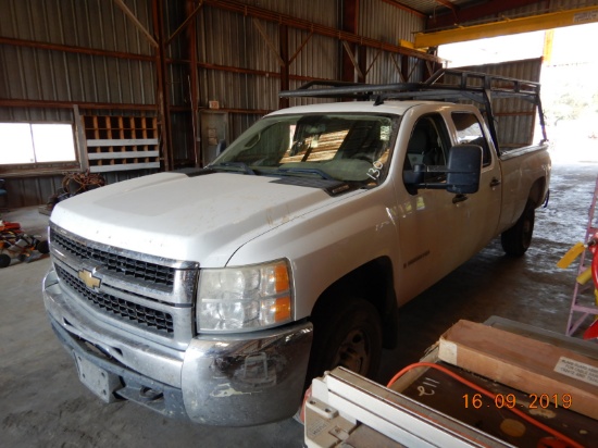 2008 CHEVROLET 2500 PICKUP TRUCK, 212,000+ mi,  CREW CAB, V8 GAS, AUTOMATIC