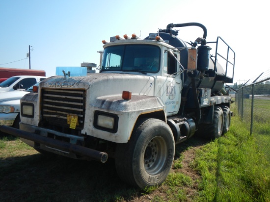 1998 MACK RD688S VACUUM TRUCK,  MACK E7-350 DIESEL, 13 SPEED, TWIN SCREW ON