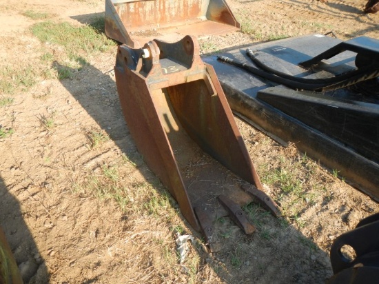 BACKHOE BUCKET,  18"