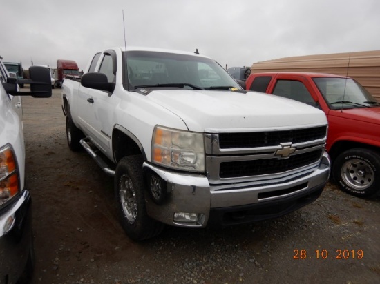 2007 CHEVOLET 2500 TRUCK, 332,624+ mi,  EXTENDED CAB, 4 X 4, DURAMAX DIESEL