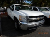 2010 CHEVROLET SILVERADO 2500 PICKUP TRUCK, 195,220 mi,  EXTENDED CAB, V8 G