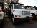 1998 INTERNATIONAL 4900 DUMP TRUCK, 344,588 miles  IH DT466E DIESEL, AUTOMA