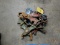 LOT OF RAIL LIFTING TONGS