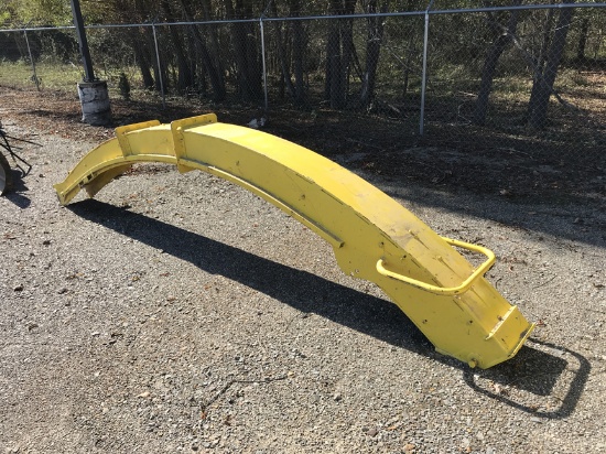 CHUTE,  FOR A JOHN DEERE 6850 FORAGE HARVESTER