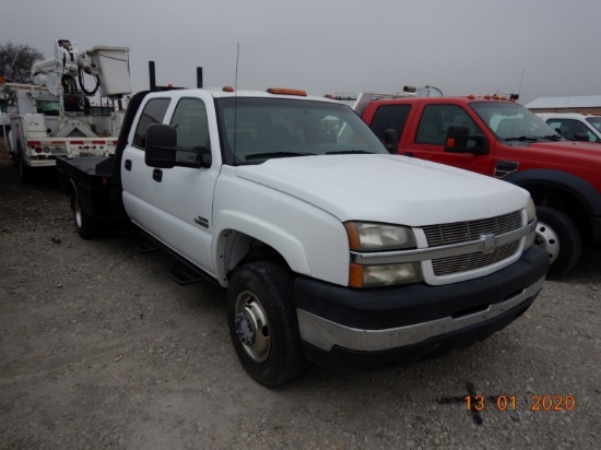 2006 CHEVROLET 3500 FLATBED TRUCK,  CREW CAB, 4X4, 6.6L DURAMAX DIESEL, AUT