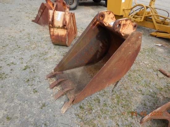 BACKHOE BUCKET,  24"