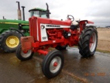 FARMALL 806 WHEEL TRACTOR,  DIESEL ENGINE, 3PT HITCH, 540 PTO, 2 HYDR. S# 2