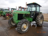 JOHN DEERE 2955 TRACTOR, 4942+hours  CAB, AC, MFWD, 3PT HITCH, 540 PTO, 2 H