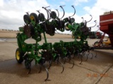 JOHN DEERE 856 CULTIVATOR,  12 ROW, FOLDING TOOLBAR