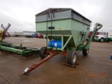 PARKER 2600 GRAVITY WAGON,  HYDRAULIC AUGER, GAS ENGINE